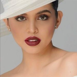 Meet your Posher, Arlene